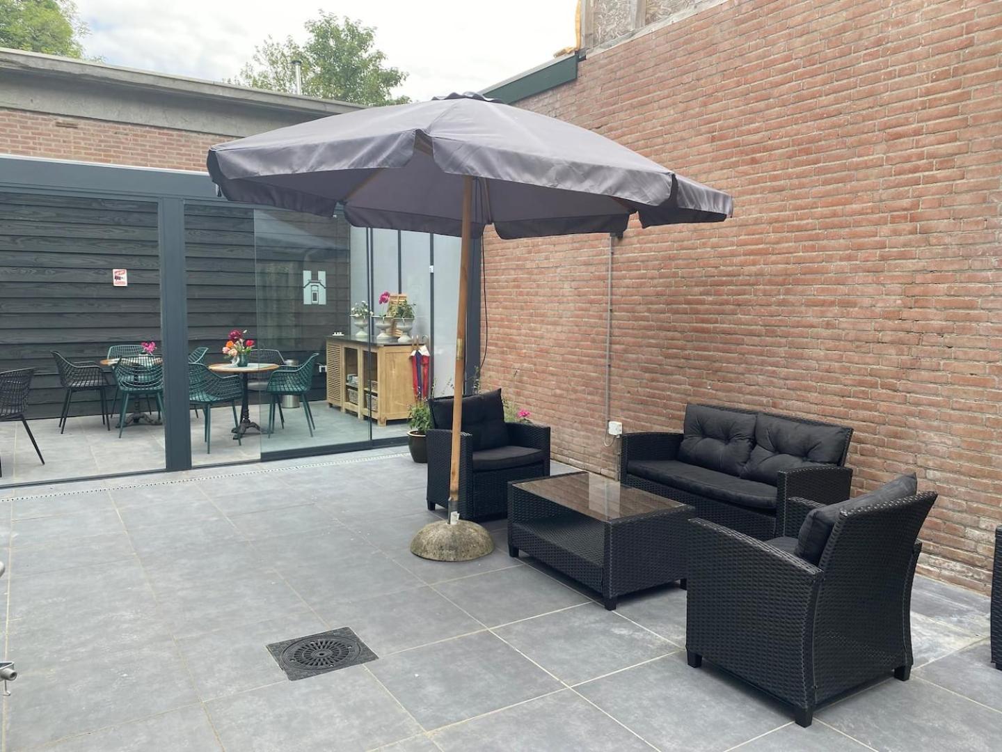 Petite Room With Wifi, Ac, And Shared Kitchen Tilburgo Exterior foto