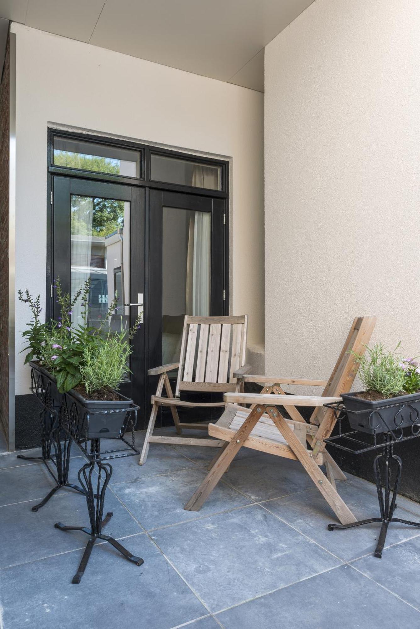 Petite Room With Wifi, Ac, And Shared Kitchen Tilburgo Exterior foto
